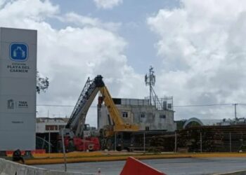 Colocarán plumas de acceso en vías cercanas a estación del Tren Maya en Playa del Carmen