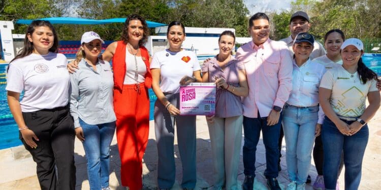 Anuncia Estefanía Mercado “Carril Rosa” en alberca olímpica, para mujeres con linfedema