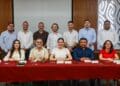 Estefanía Mercado cierra filas con empresarios y hoteleros para hacer frente al sargazo en Playa del Carmen