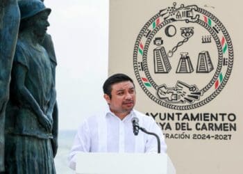 Gobierno de Estefanía Mercado conmemora el Día de la Marina Nacional